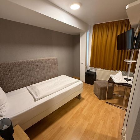 Hotel Eurocity Bruchköbel Esterno foto
