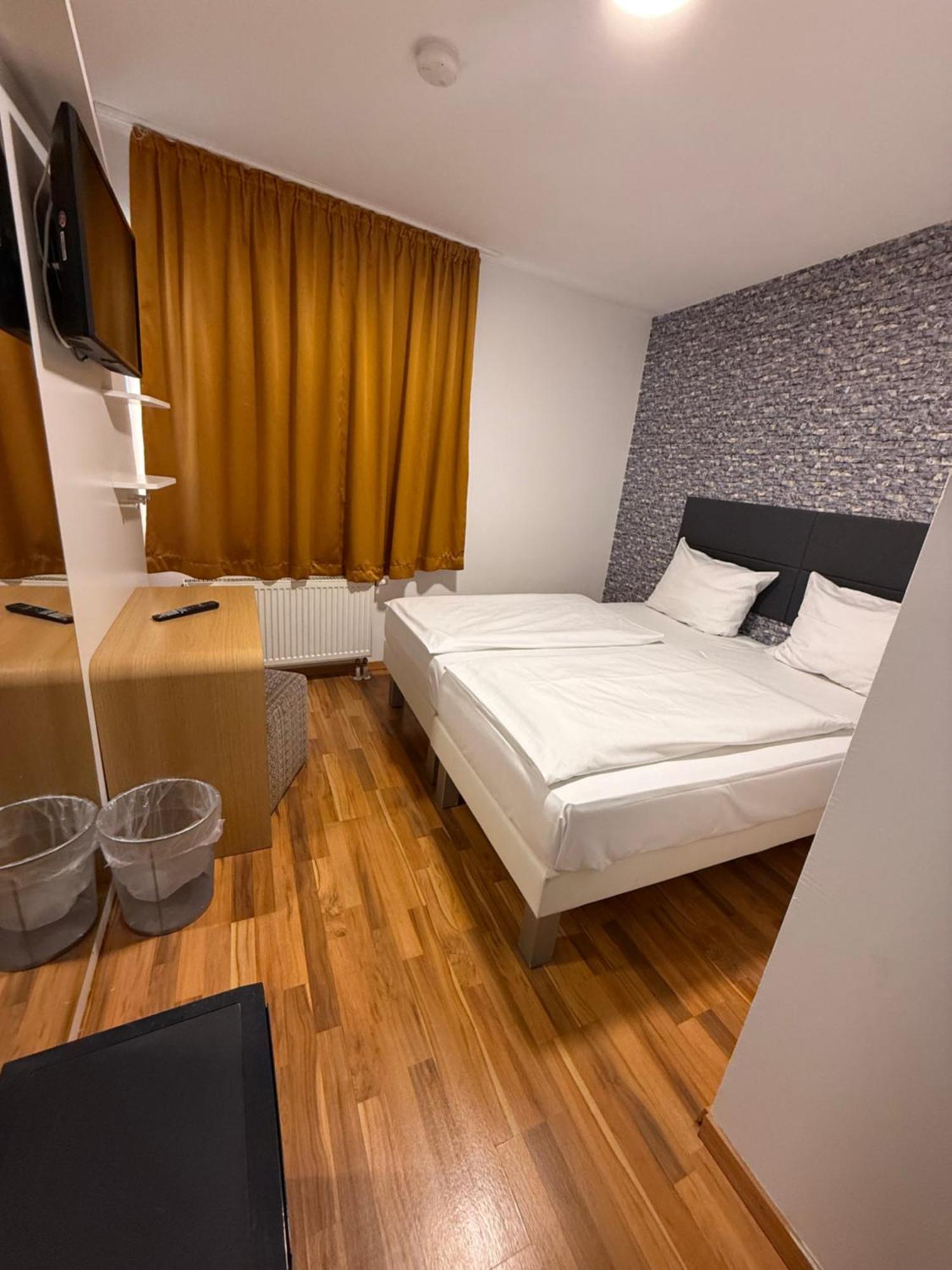Hotel Eurocity Bruchköbel Esterno foto